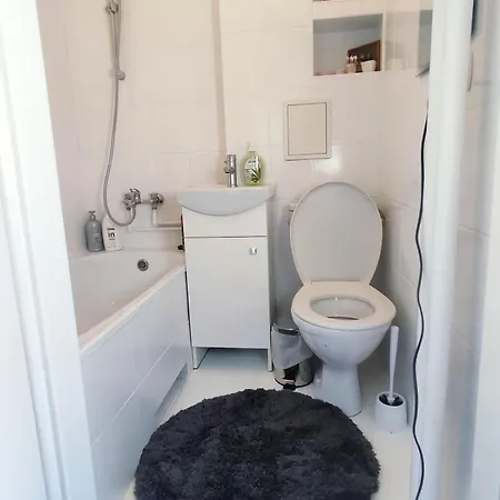 In Center With Stadium View Apartamento